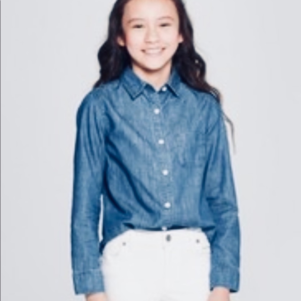Girls 10/12 buttoned down shirts